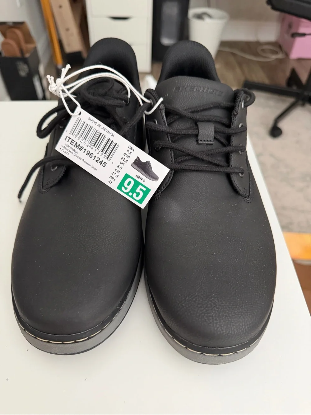 Skechers Men's Black Lace-Up Oxford with Gray Sole